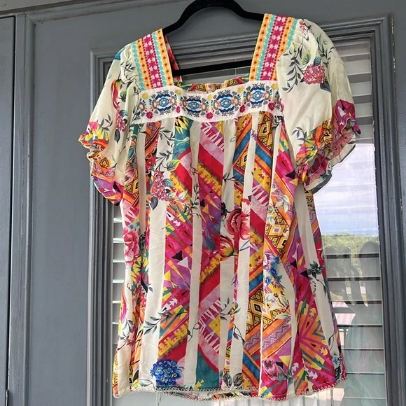 Johnny Was, size medium top. - Picture 3 of 3